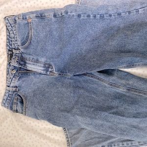 PLT 90s boyfriend jeans